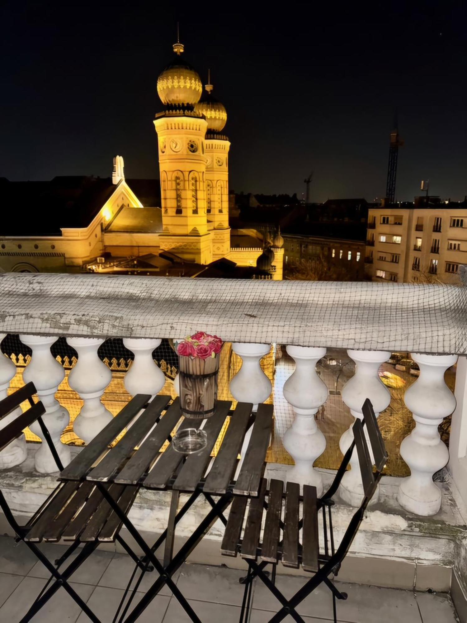 Synagogue View Lejlighed