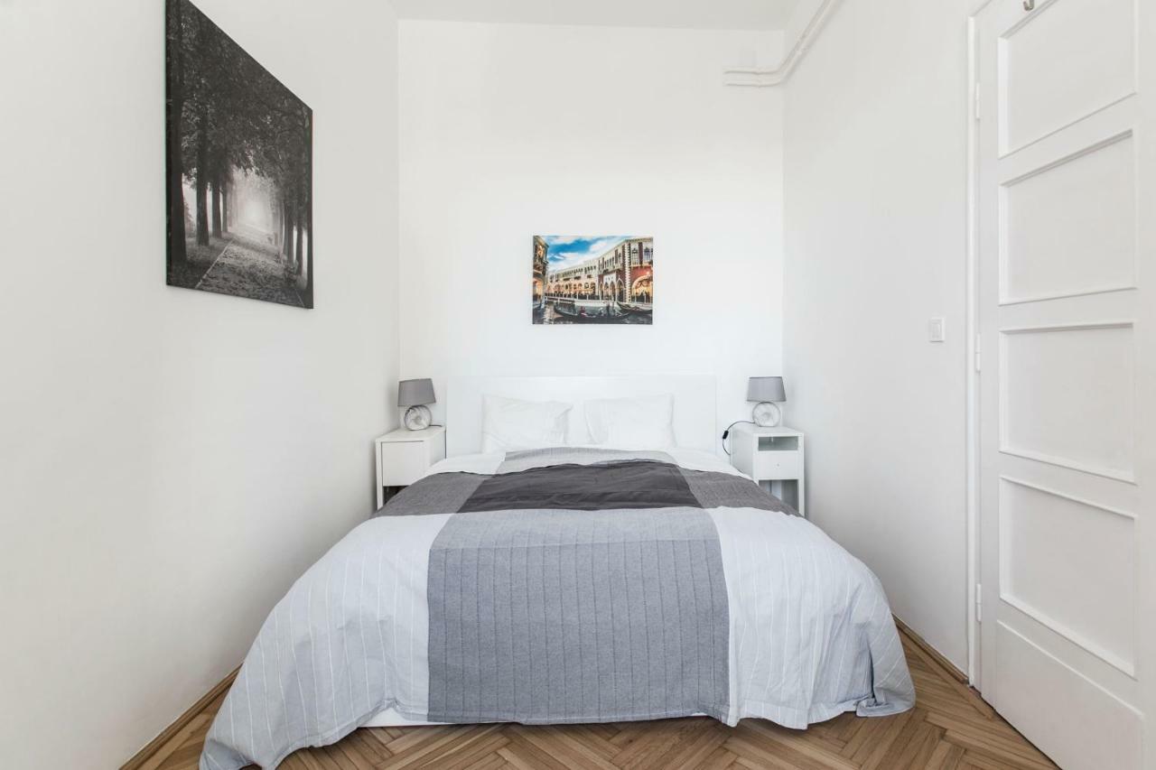 Synagogue View Apartment